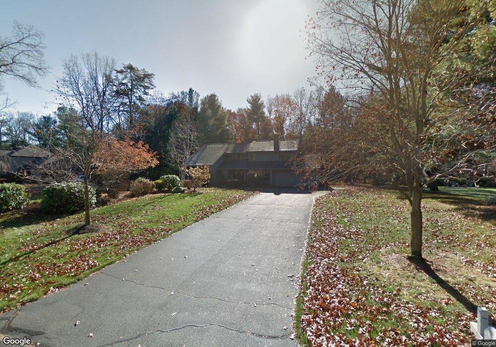 16 Pheasant Dr, Holyoke, MA 01040 - photo 1