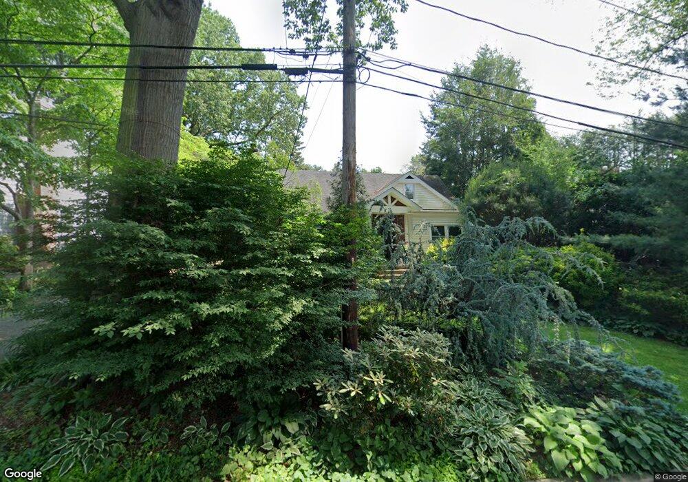 11 Edgewood Ave, Glen Head, NY 11545 - photo 1