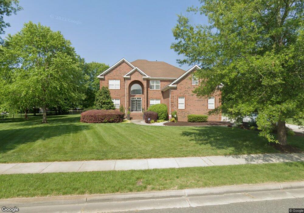 1640 Falls Brook Run, Chesapeake, VA 23322 - photo 1