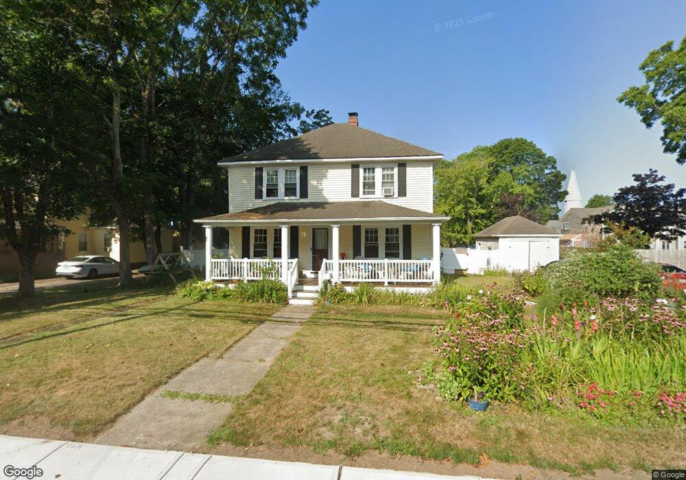 476 Woodruff Ave, Wakefield, RI 02879 - photo 1
