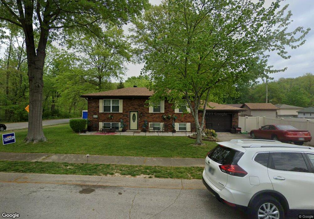 4004 Linda Dr, New Albany, IN 47150 - photo 1