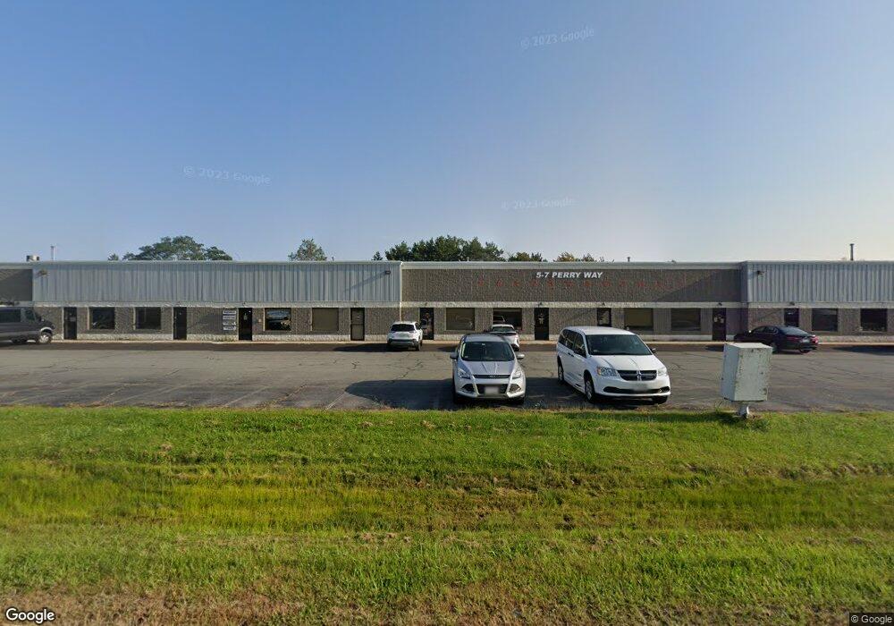 5 Perry Way unit 1, Newburyport, MA 01950 - photo 1