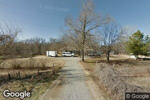 520 N 1st St, Yale, OK 74085