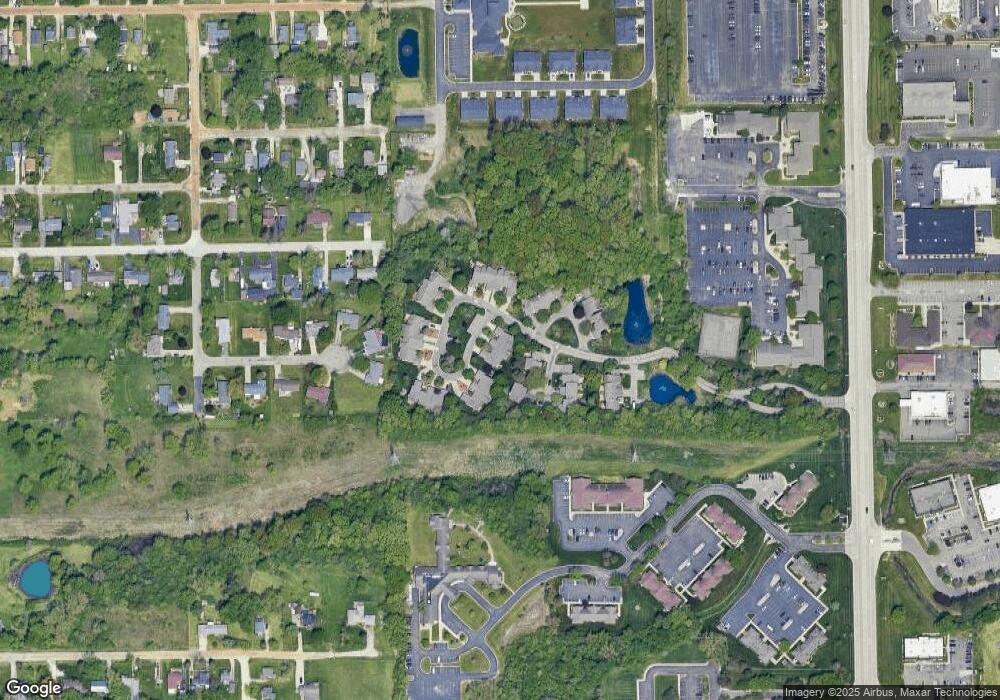 2493 Valley Oaks Cir unit 17, Flint, MI 48532 - photo 1