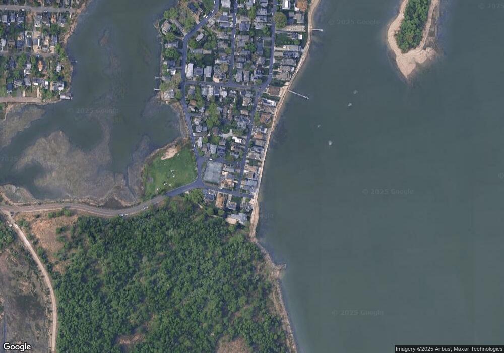 58 Harbor View Ave, Norwalk, CT 06854 - photo 1