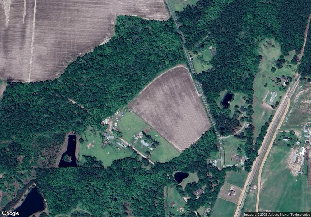 180 Gary Ln, Adel, GA 31620 - photo 1