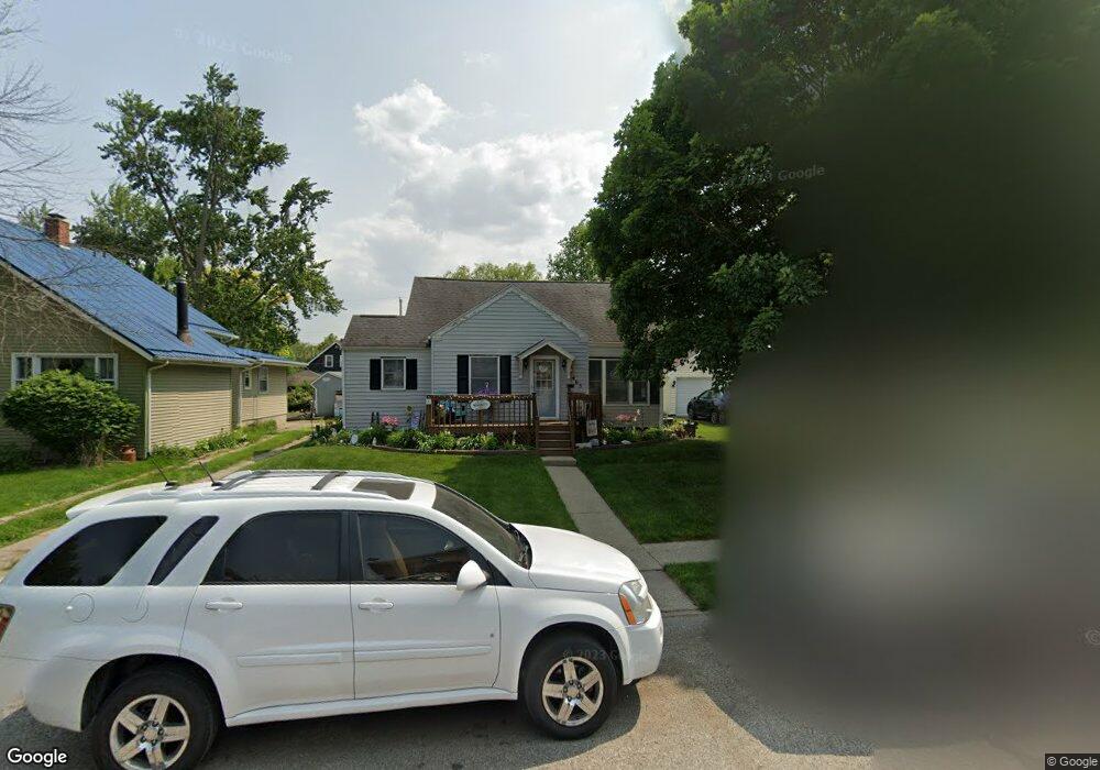 465 E Marion St, Nappanee, IN 46550 - photo 1