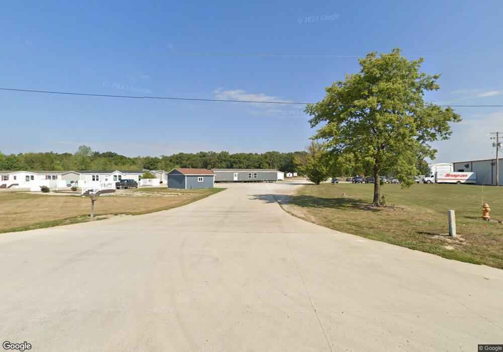 1406 E Fayette Ave, Effingham, IL 62401 - photo 1