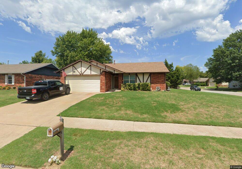 1302 W Gulfport St, Broken Arrow, OK 74011 - photo 1