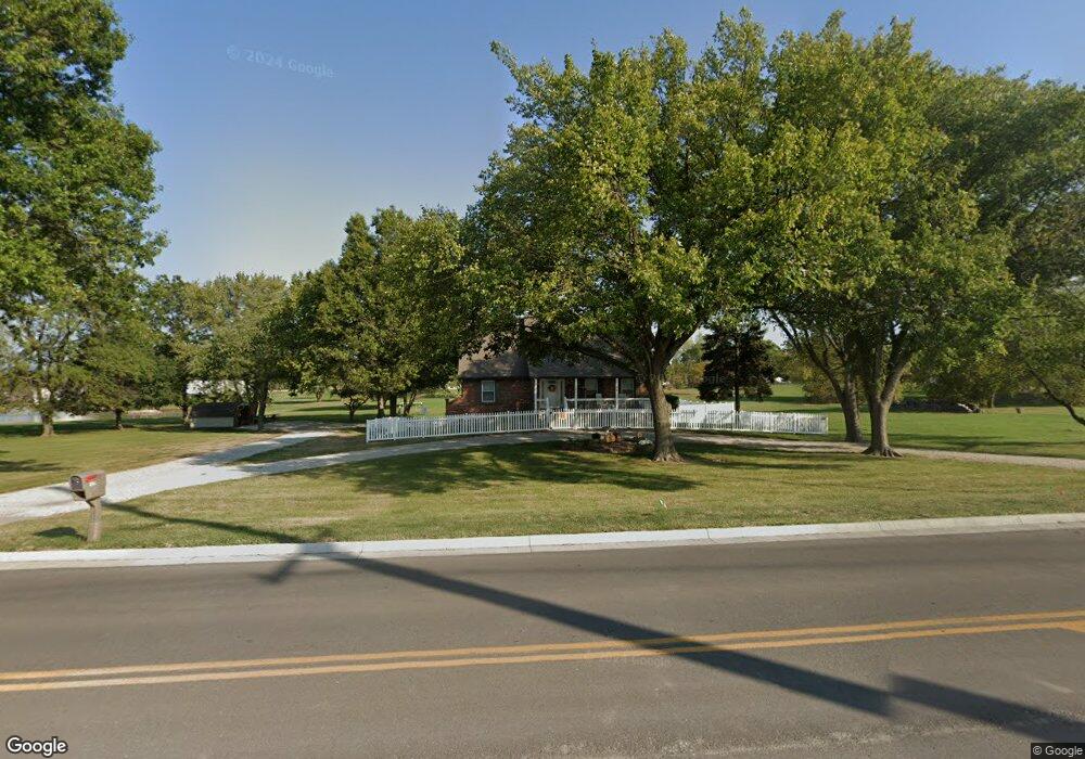 1002 W Hubach Hill Rd, Raymore, MO 64083 - photo 1