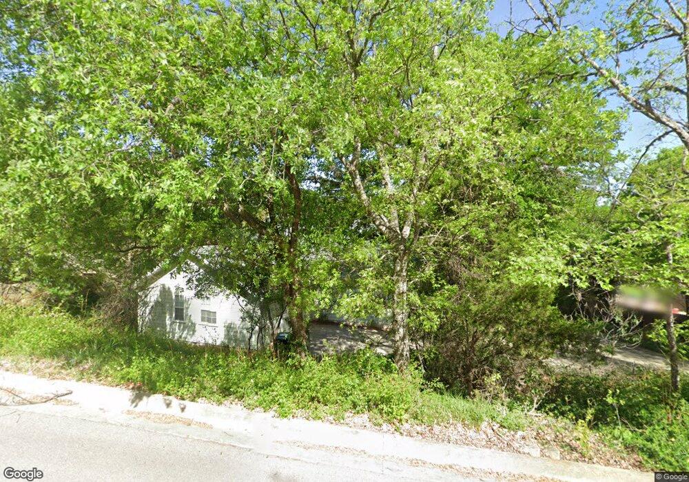 406 Oakridge Dr, San Marcos, TX 78666 - photo 1