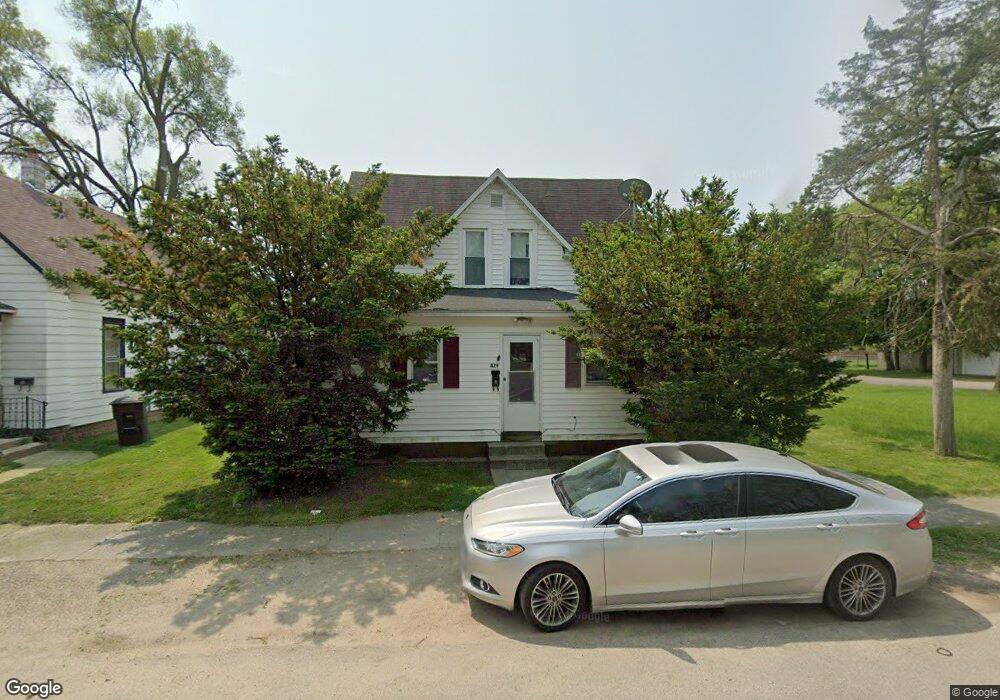 829 W Hubbard Ave, Elkhart, IN 46516 - photo 1