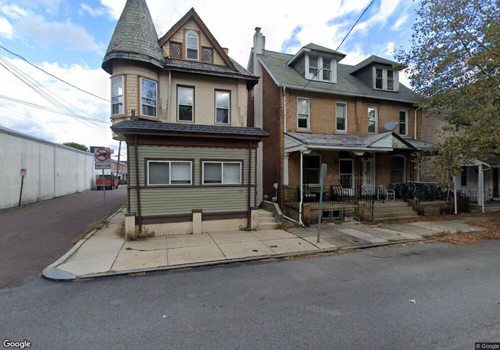 235 Beech St unit 3, Pottstown, PA 19464 - photo 1