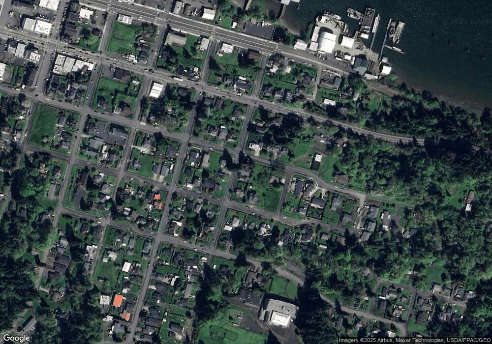 504 E C St, Rainier, OR 97048 - photo 1