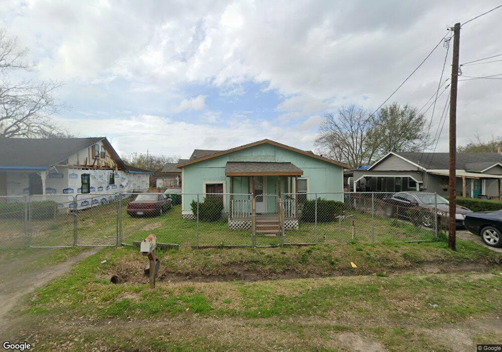 8113 Tower St, Houston, TX 77088 - photo 1