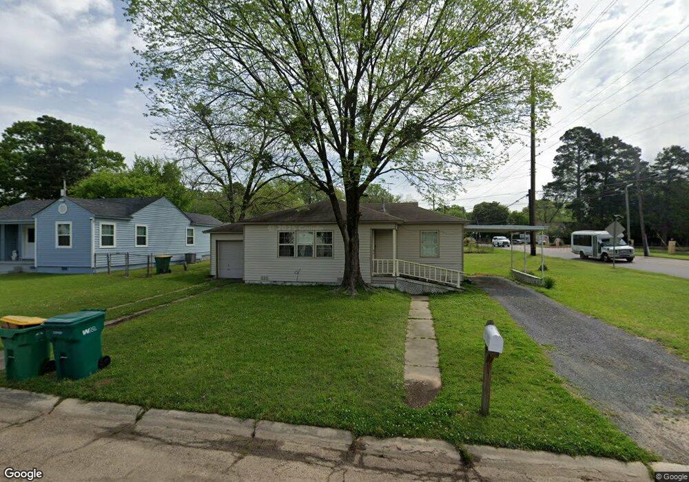 3302 Moore Dr, Texarkana, TX 75503 - photo 1