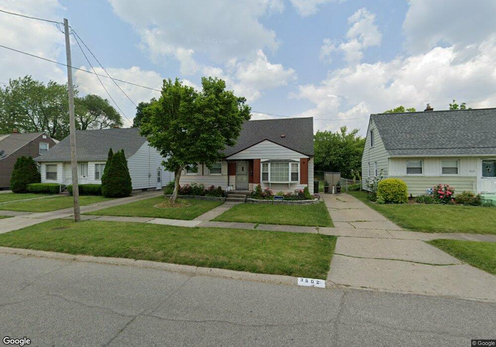 3502 Yale St, Flint, MI 48503 - photo 1