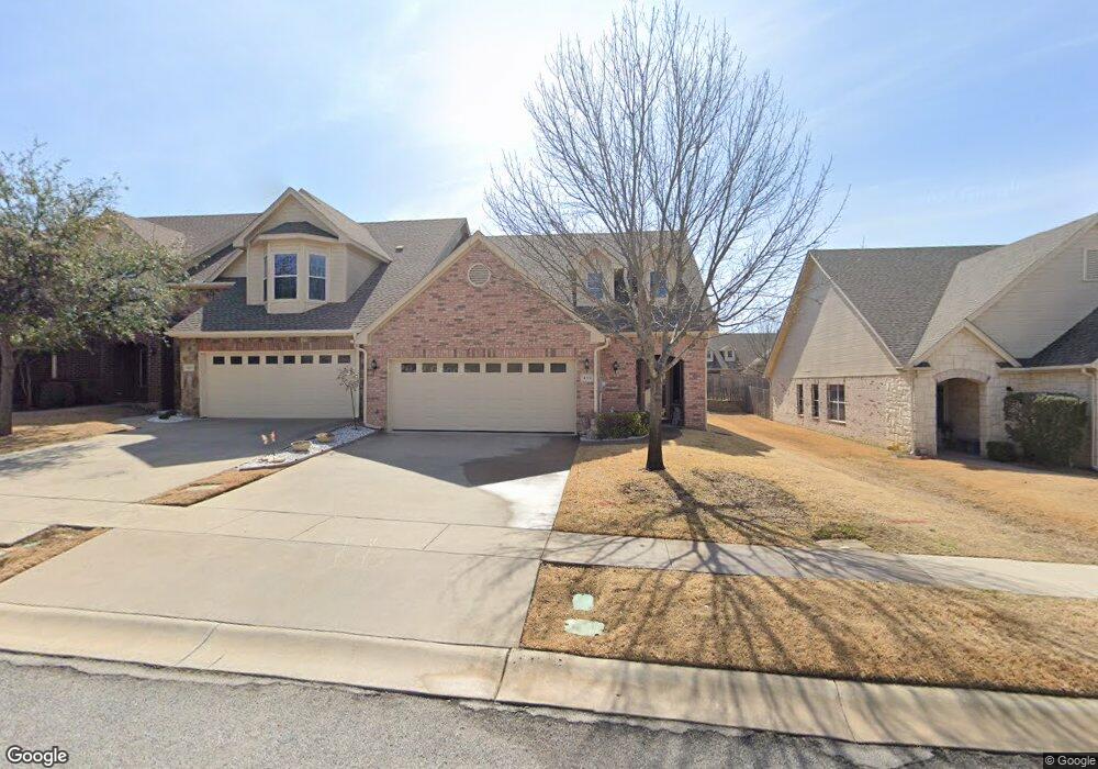 155 Greathouse Village, Decatur, TX 76234 - photo 1