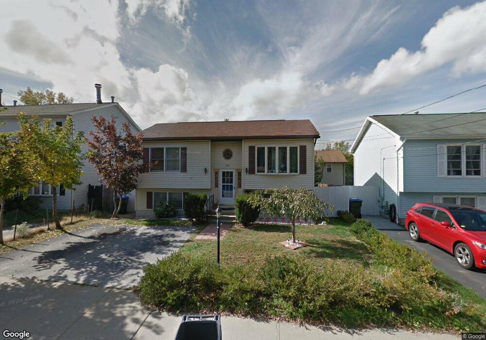 128 Petteys Ave, Providence, RI 02909 - photo 1