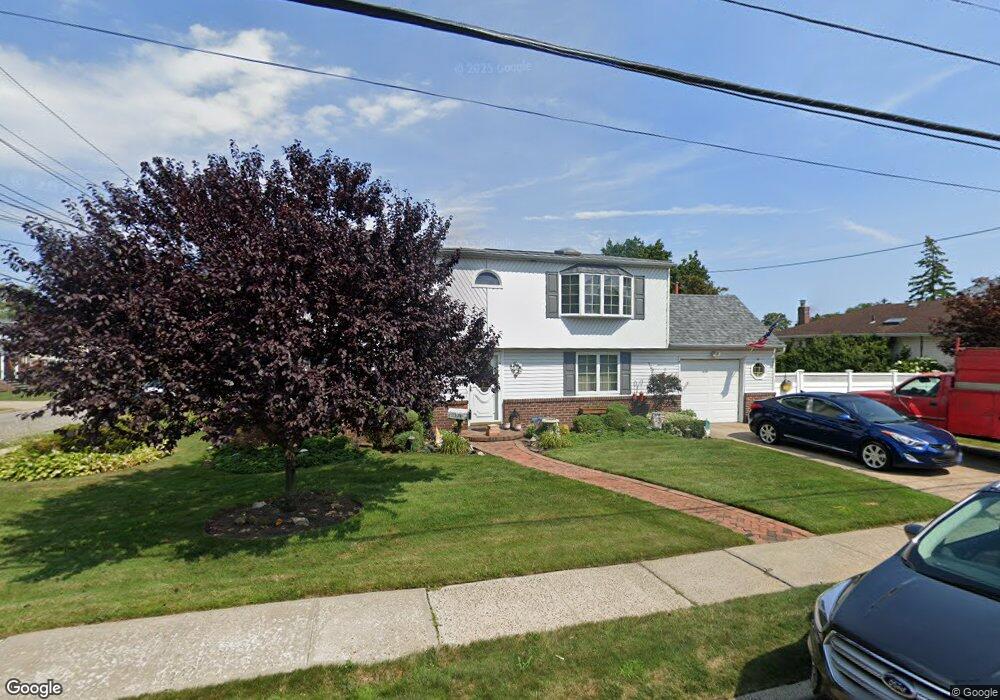 147 Doris Ave, Franklin Square, NY 11010 - photo 1