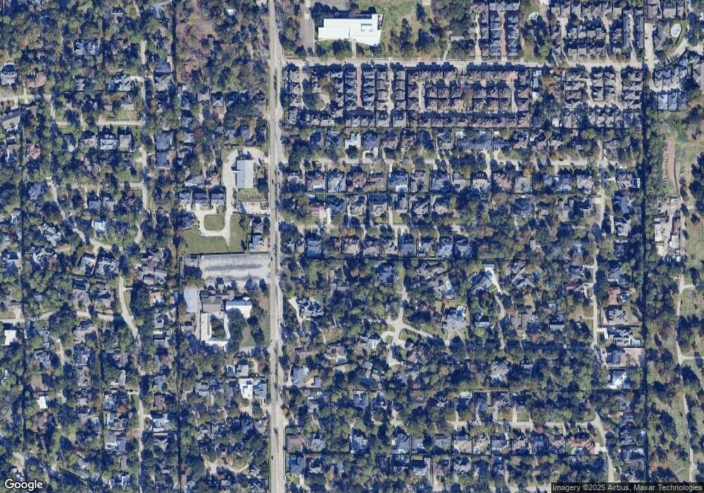 7813 Wedgewood Ln, Houston, TX 77055 - photo 1