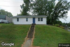 902 E Benton St, Carrollton, MO 64633
