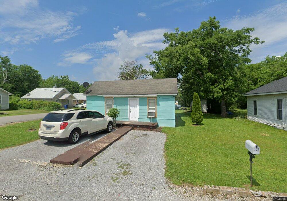 501 Evans St, Shelbyville, TN 37160 - photo 1
