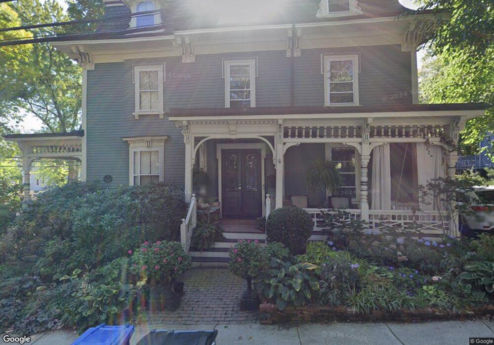 14 Russell St unit 4, Arlington, MA 02474 - photo 1