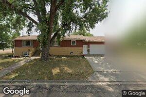 302 W Elm Ave, Glen Ullin, ND 58631