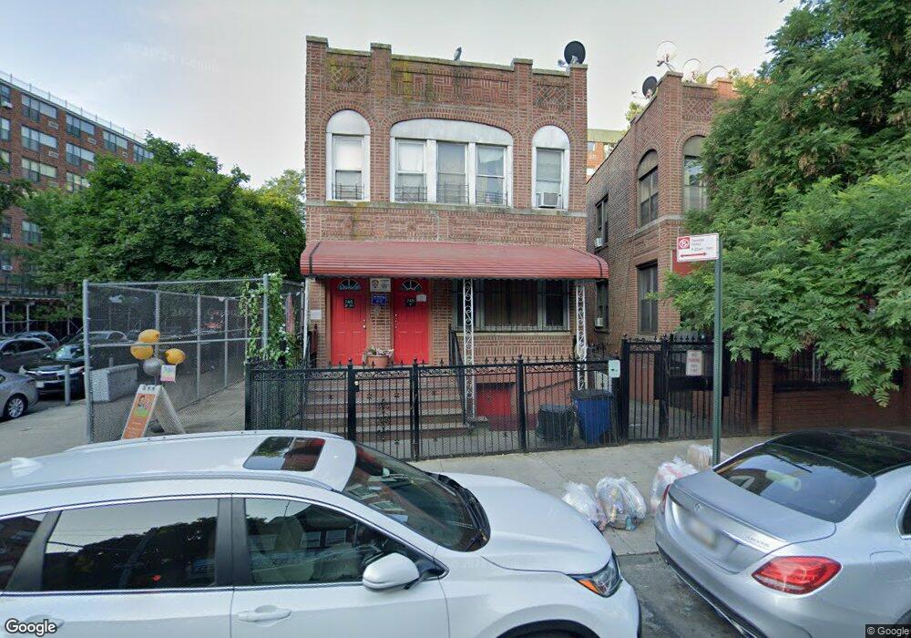 746 E 183rd St, Bronx, NY 10458 - photo 1