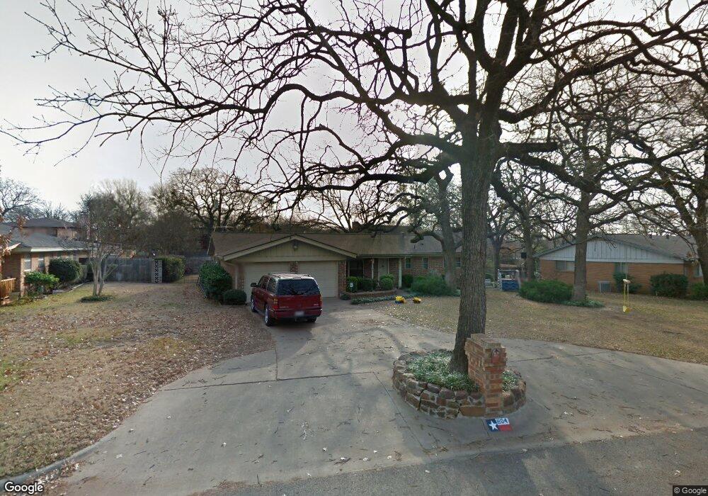 804 Cardinal Cir, Bedford, TX 76022 - photo 1