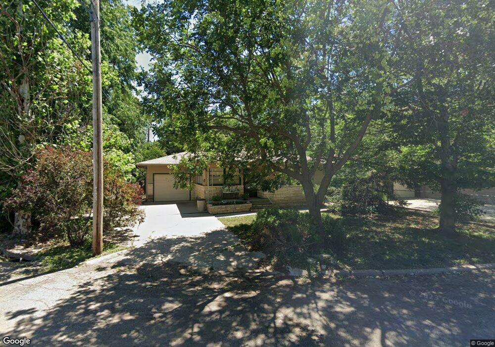 809 1st Ave, Concordia, KS 66901 - photo 1