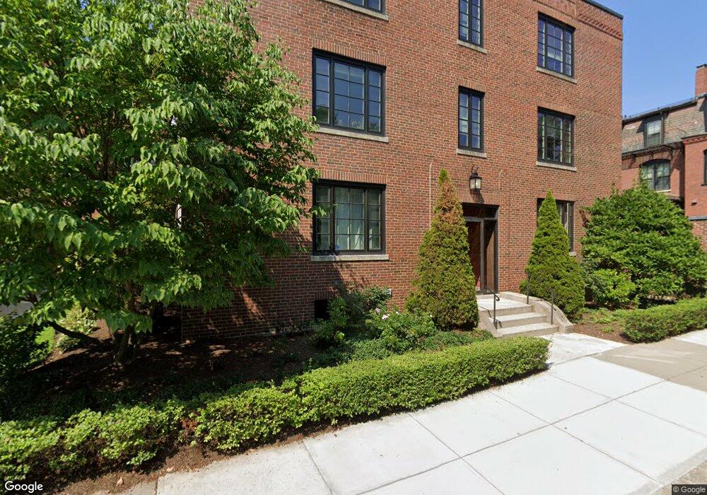 11 Monmouth Ct unit 1, Brookline, MA 02446 - photo 1