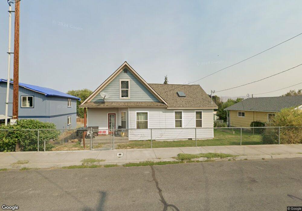 1211 E 10th St, the Dalles, OR 97058 - photo 1