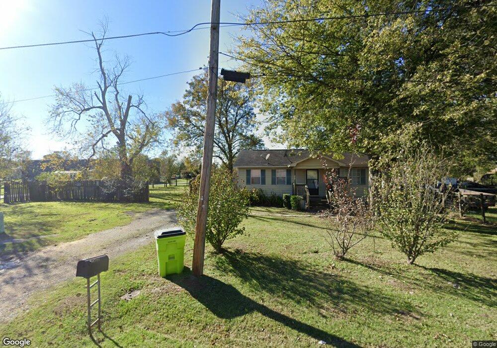 103 N Maple St, Stuttgart, AR 72160 - photo 1
