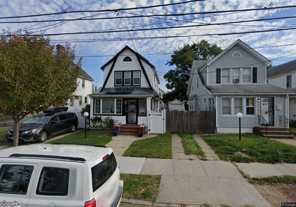 11955 177th St, Jamaica, NY 11434 - photo 1