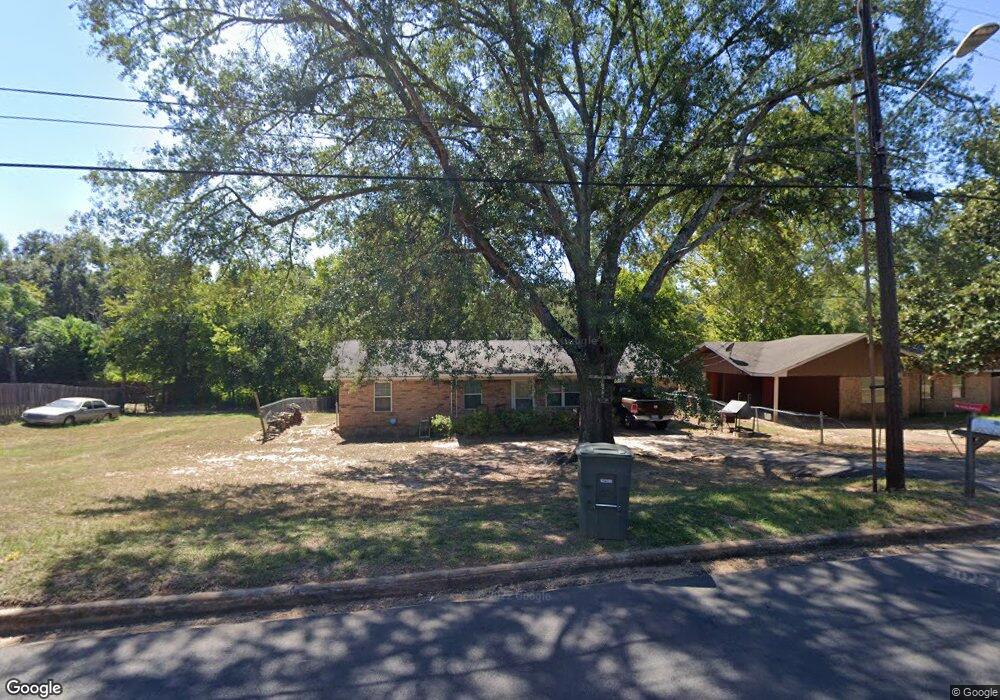 1713 Dolph St, Nacogdoches, TX 75964 - photo 1
