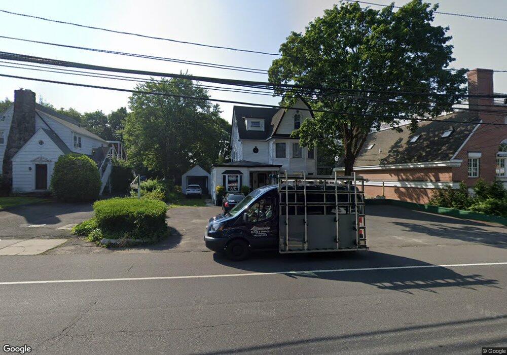 770 Post Rd unit 1st floor, Darien, CT 06820 - photo 1