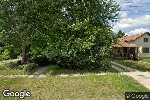 130 N 5th St, Capron, IL 61012