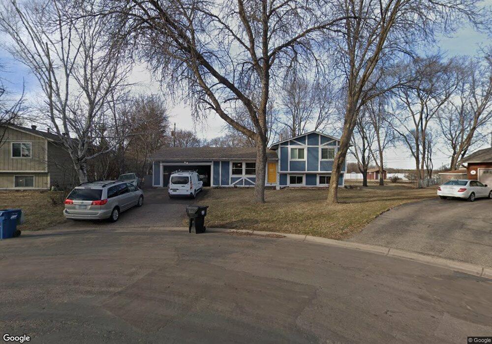 9592 99th Ave N, Maple Grove, MN 55369 - photo 1