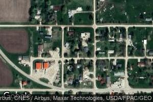 705 Kilbourn Ave, Wever, IA 52658