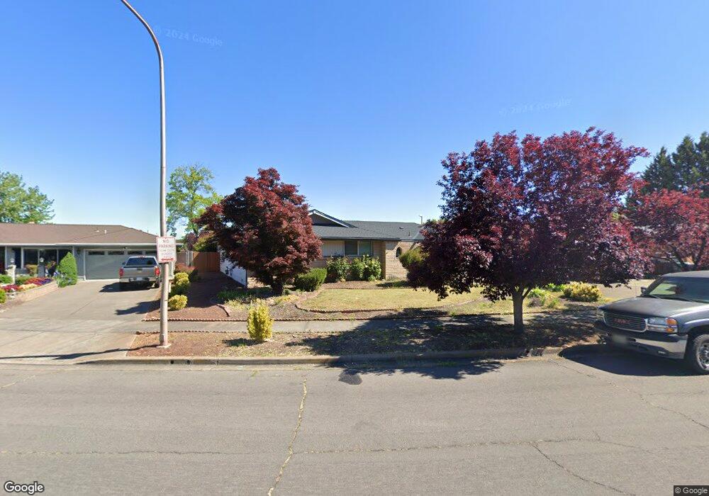 2443 Amaryllis Ave, Medford, OR 97504 - photo 1