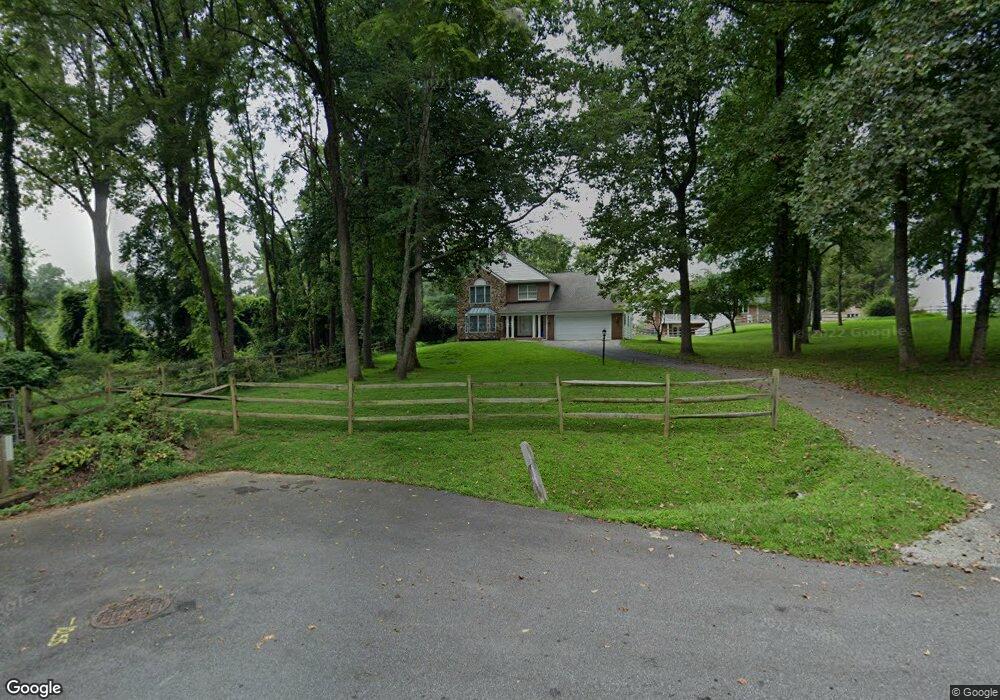 9 Colesville Manor Ct, Silver Spring, MD 20904 - photo 1