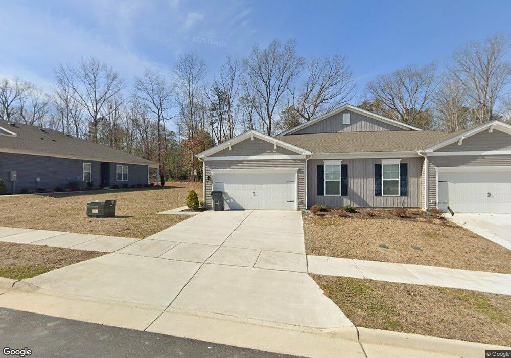 17422 Hiawatha Dr, Ruther Glen, VA 22546 - photo 1