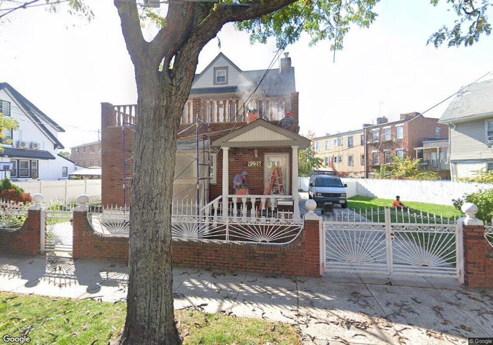 9228 190th St, Hollis, NY 11423 - photo 1