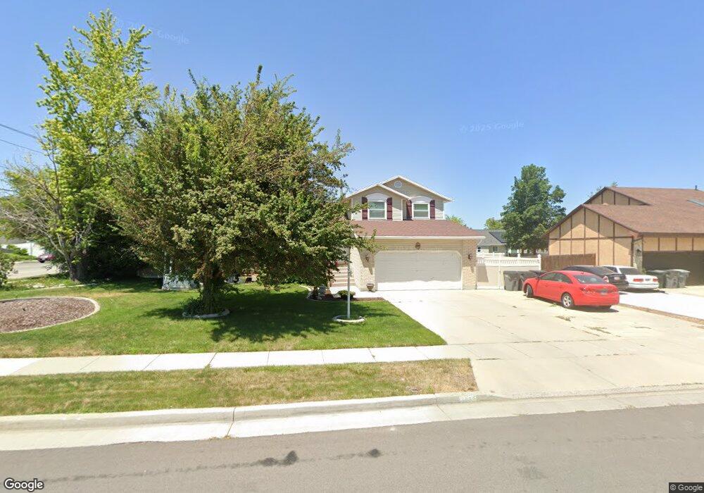 3988 W Donalbain St, South Jordan, UT 84009 - photo 1