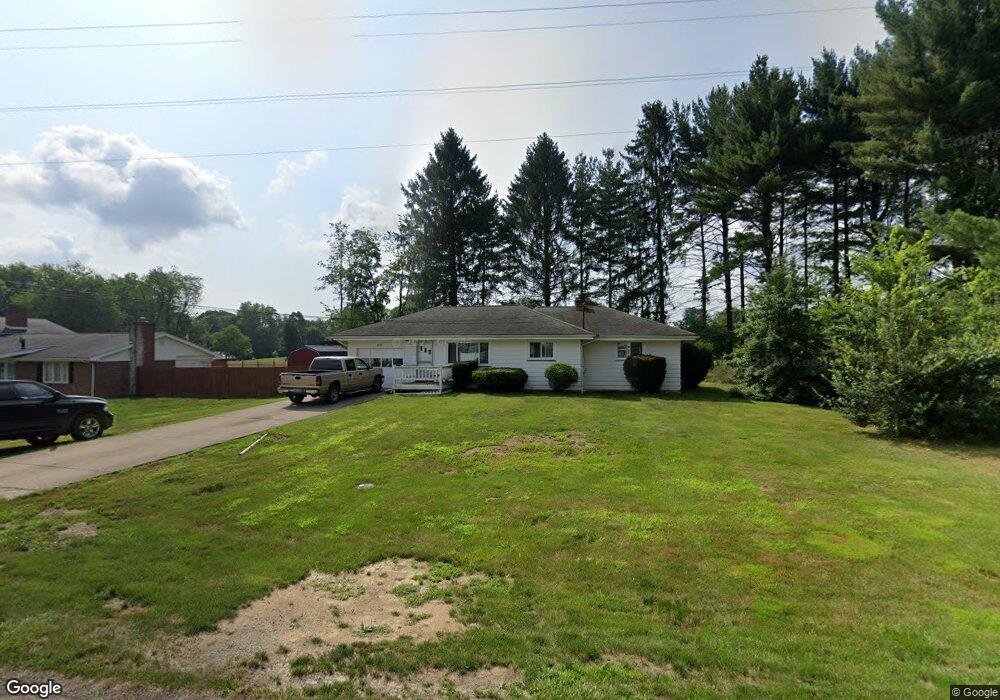 1820 Franklin Dr, Wellsville, OH 43968 - photo 1