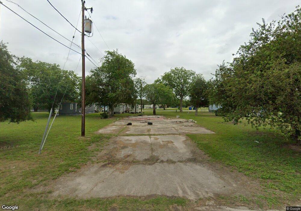 2288 Highway 59 E, Beeville, TX 78102 - photo 1