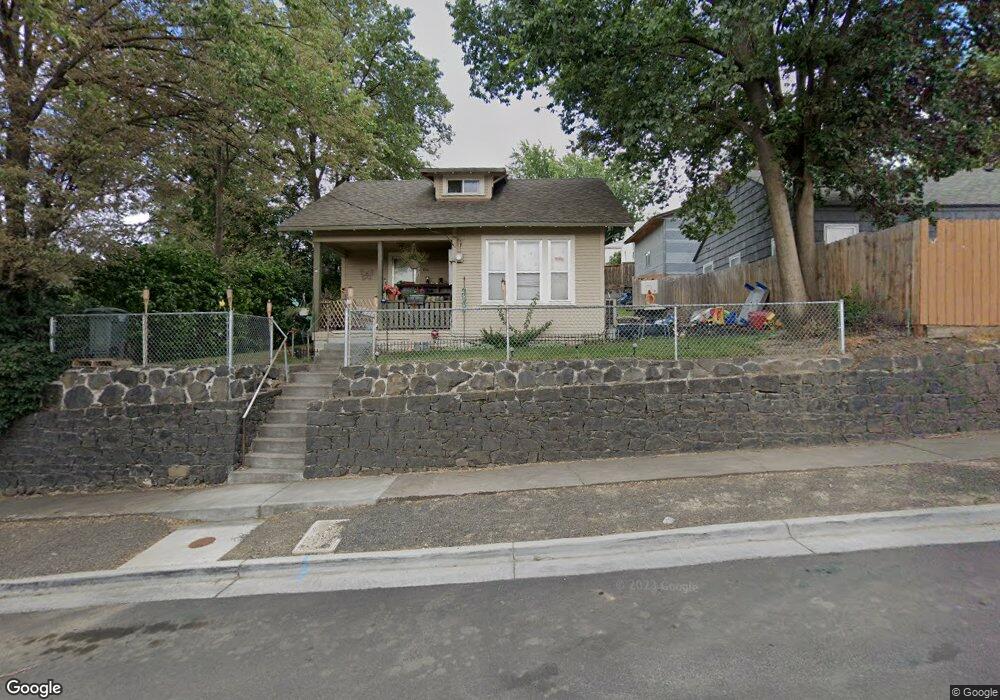 810 SE Goodwin Ave, Pendleton, OR 97801 - photo 1