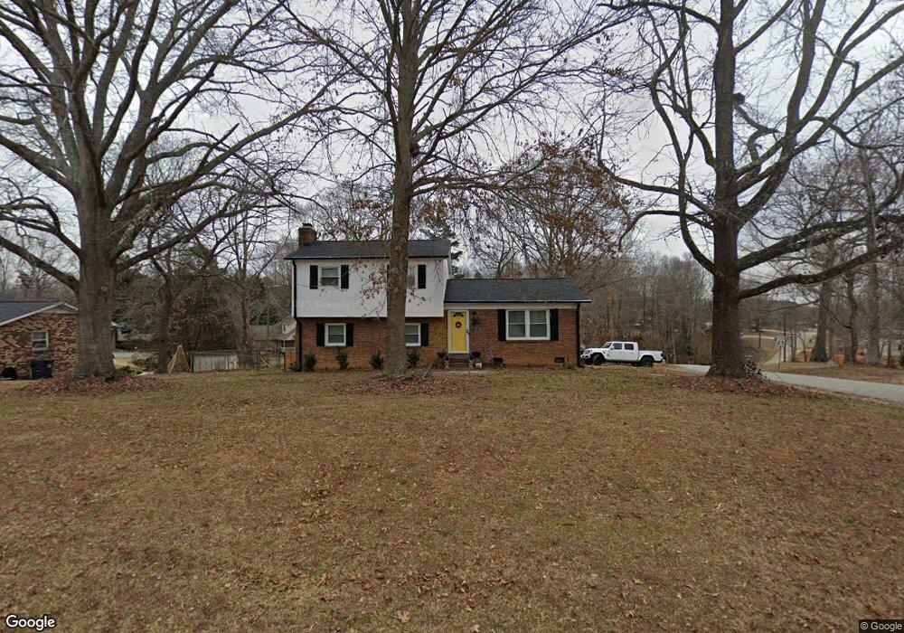 305 Buckskin Dr, Gastonia, NC 28052 - photo 1